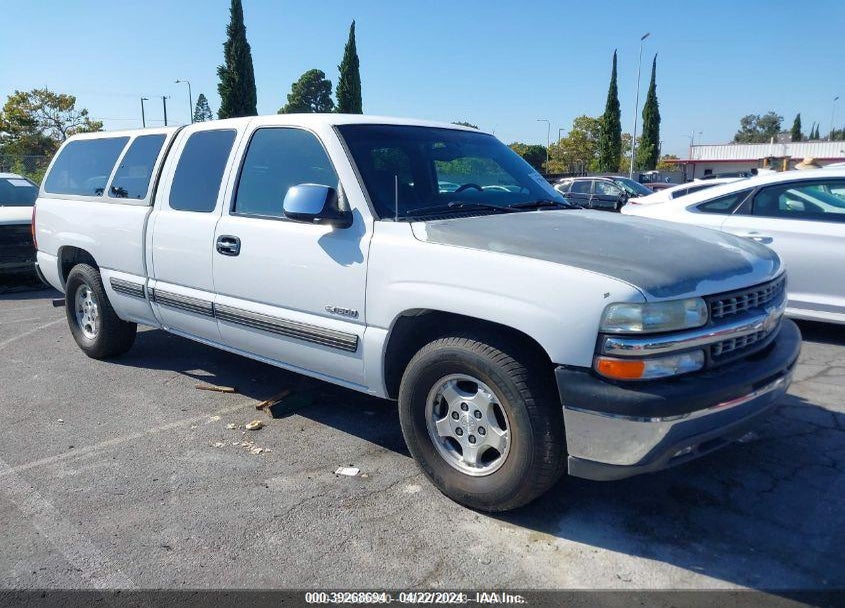 2001 CHEVROLET SILVERADO 1500 LS VIN: 2GCEC19V611394966