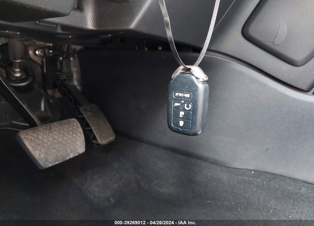 2018 HONDA CR-V EX VIN: 7FARW1H50JE010515