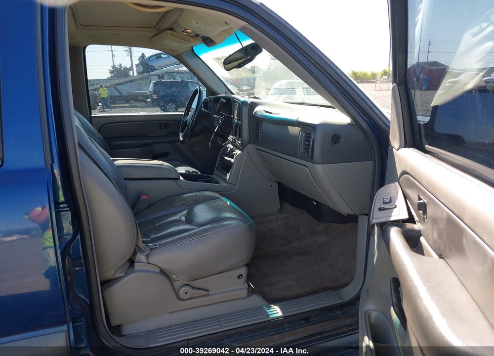 2003 CHEVROLET SUBURBAN 1500 LS VIN: 1GNFK16Z53J205741
