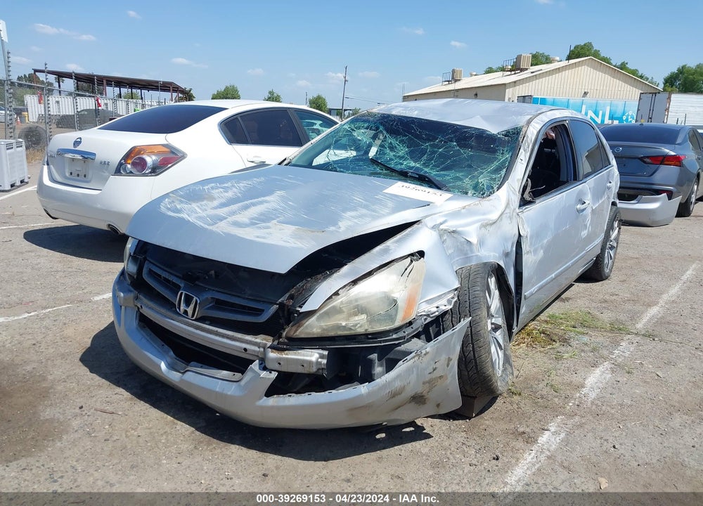 2005 HONDA ACCORD 2.4 LX VIN: 1HGCM56415A182559