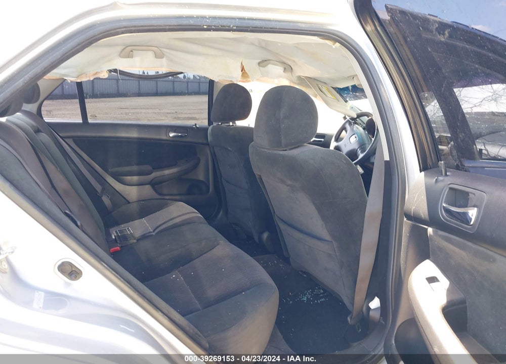 2005 HONDA ACCORD 2.4 LX VIN: 1HGCM56415A182559