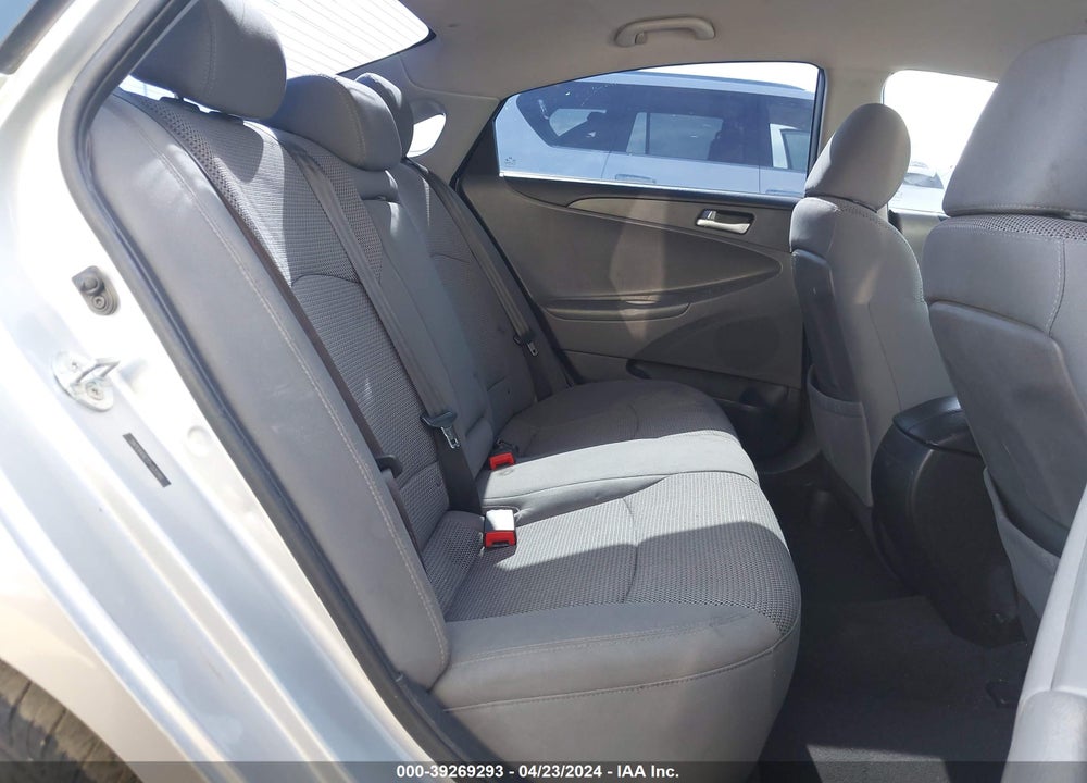 2013 HYUNDAI SONATA GLS VIN: 5NPEB4AC7DH520981