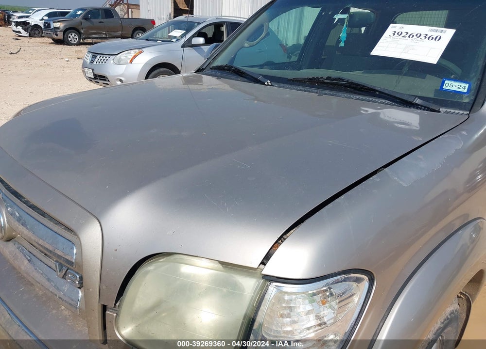 2004 TOYOTA TUNDRA SR5 V8 VIN: 5TBET34164S438602