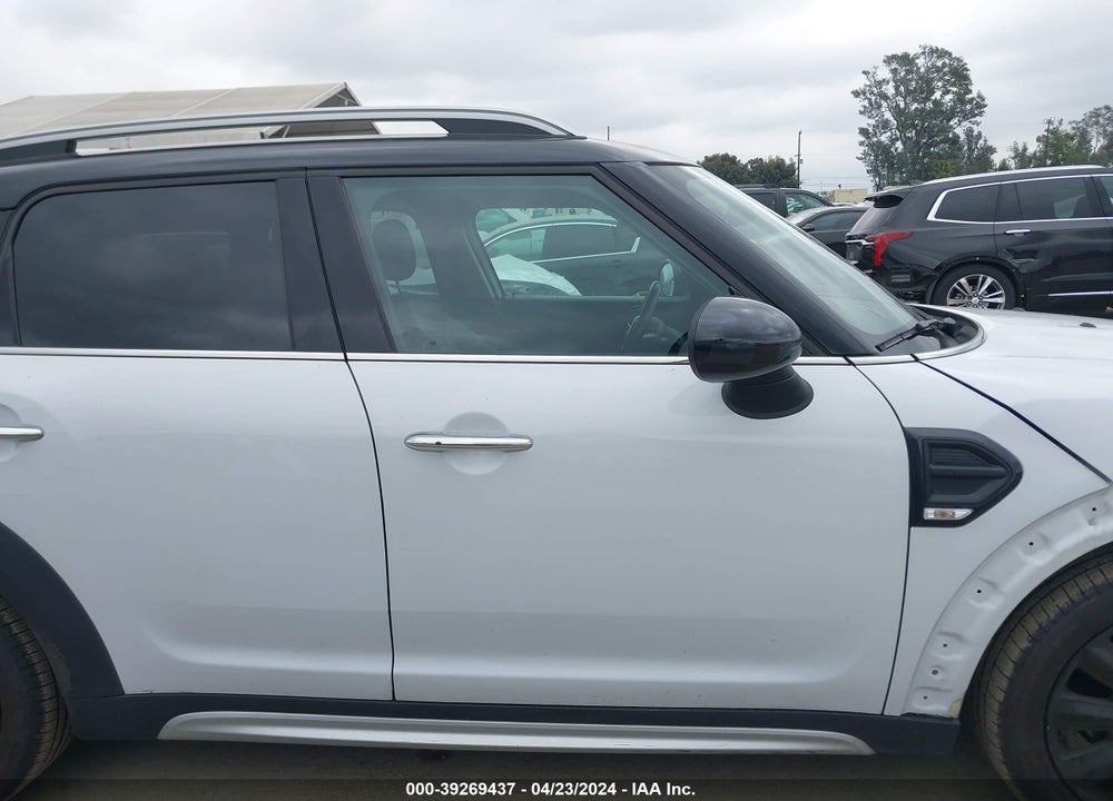 2018 MINI COOPER COUNTRYMAN VIN: WMZYS7C36J3E08677