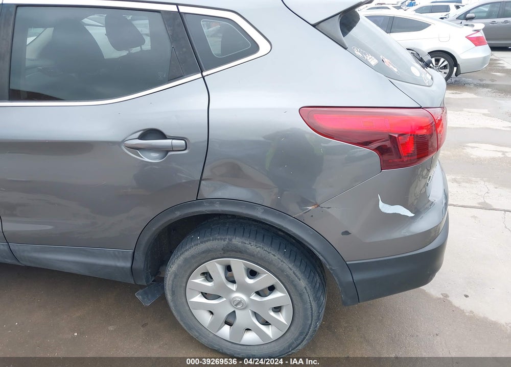 2019 NISSAN ROGUE SPORT S VIN: JN1BJ1CPXKW219202