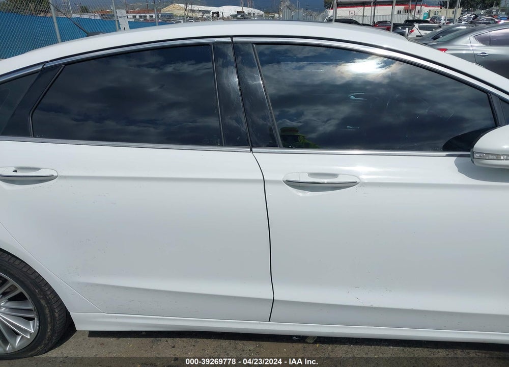 2015 FORD FUSION SE VIN: 3FA6P0HD4FR257836