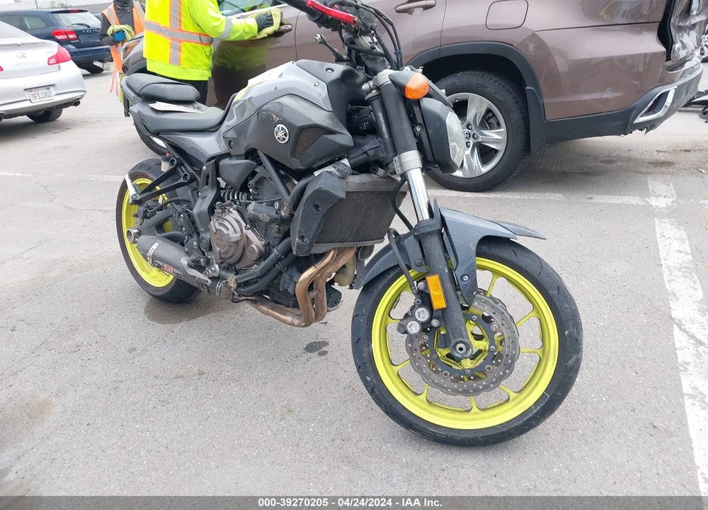 2016 YAMAHA FZ07 C VIN: JYARM06YXGA002587