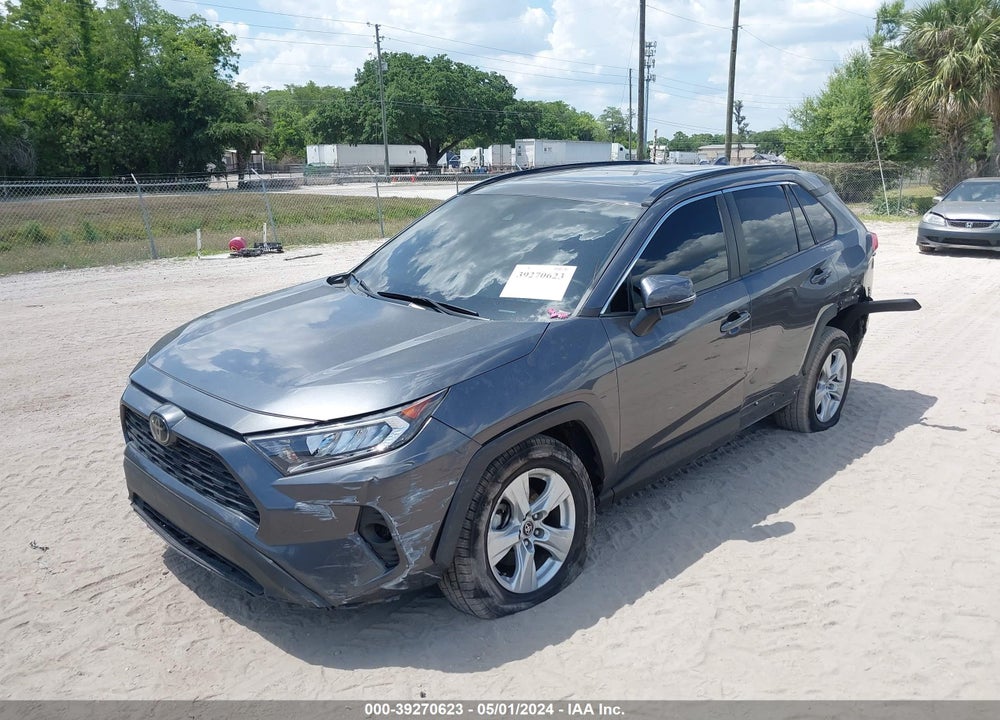 2020 TOYOTA RAV4 XLE VIN: 2T3W1RFV9LC070659