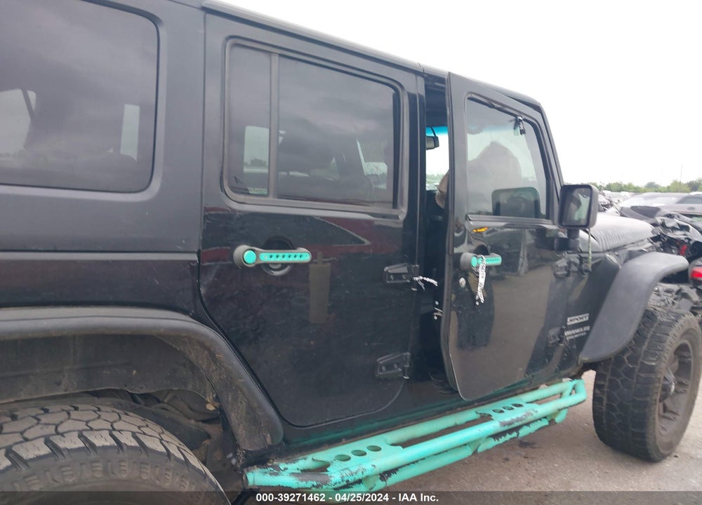 2015 JEEP WRANGLER UNLIMITED SPORT VIN: 1C4BJWDG4FL736415