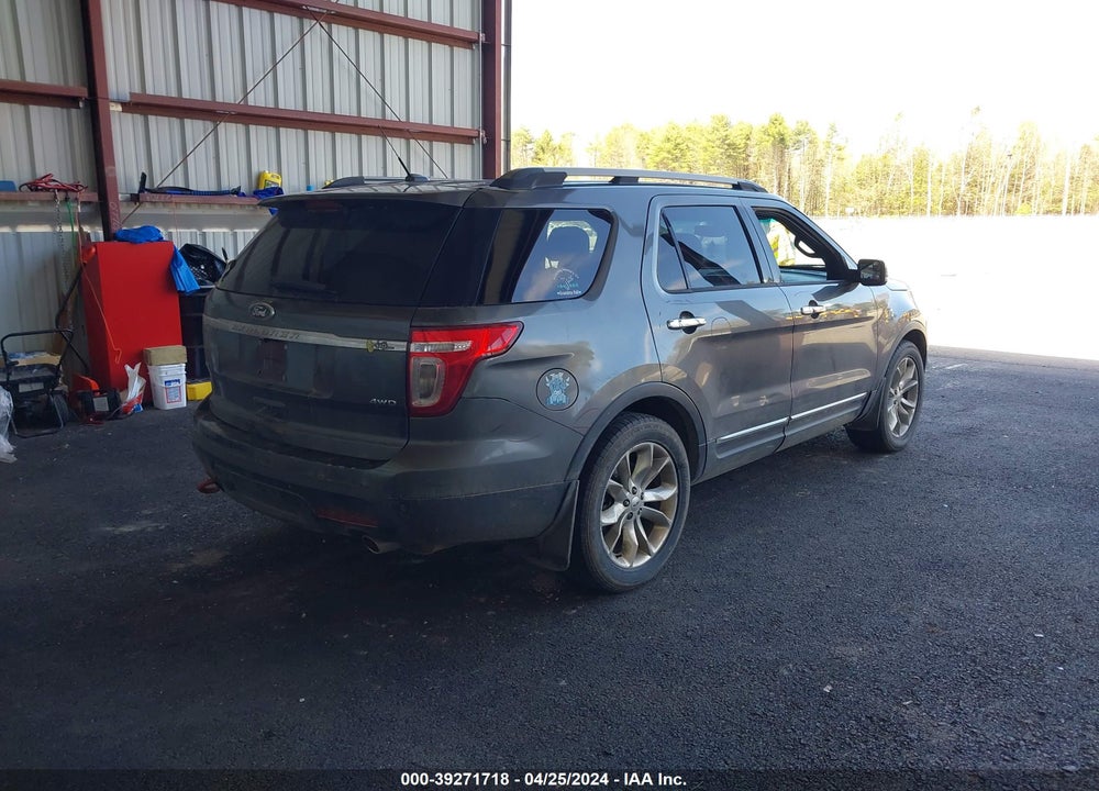 2015 FORD EXPLORER XLT VIN: 1FM5K8D86FGA43929