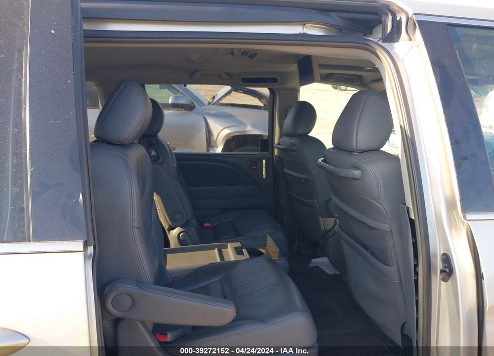 2006 HONDA ODYSSEY TOURING VIN: 5FNRL38816B049714