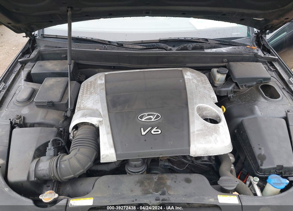 2009 HYUNDAI GENESIS 3.8 VIN: KMHGC46E39U018008