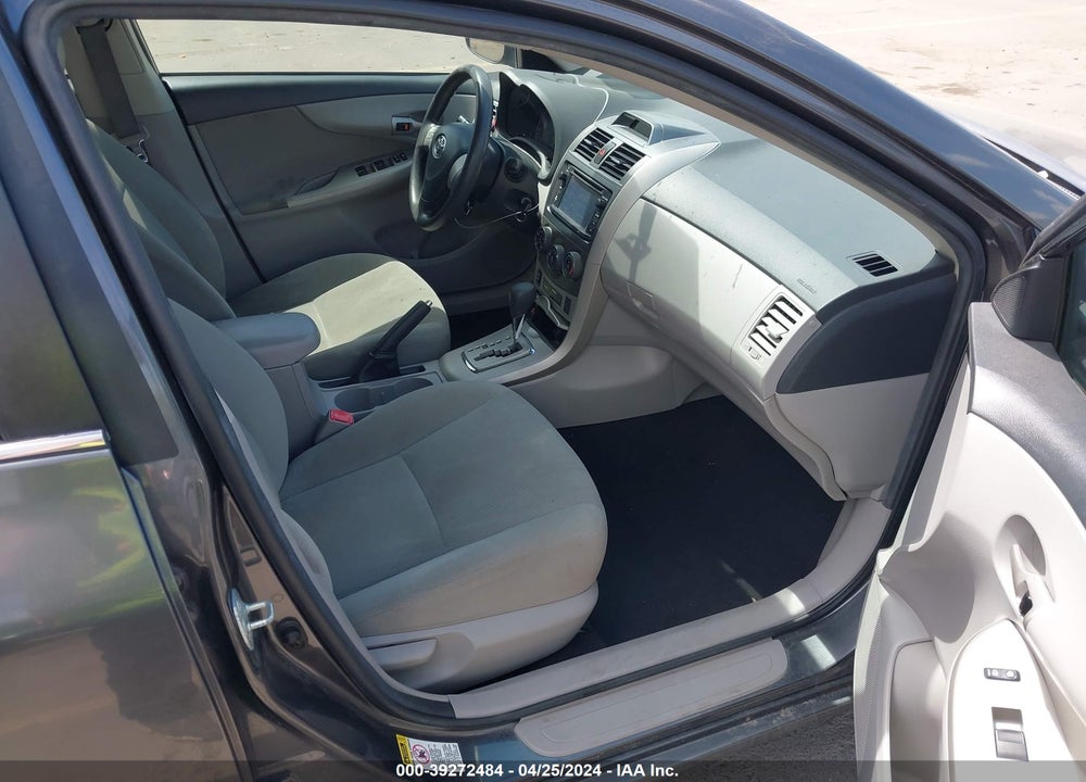 2013 TOYOTA COROLLA LE VIN: 2T1BU4EE4DC058228
