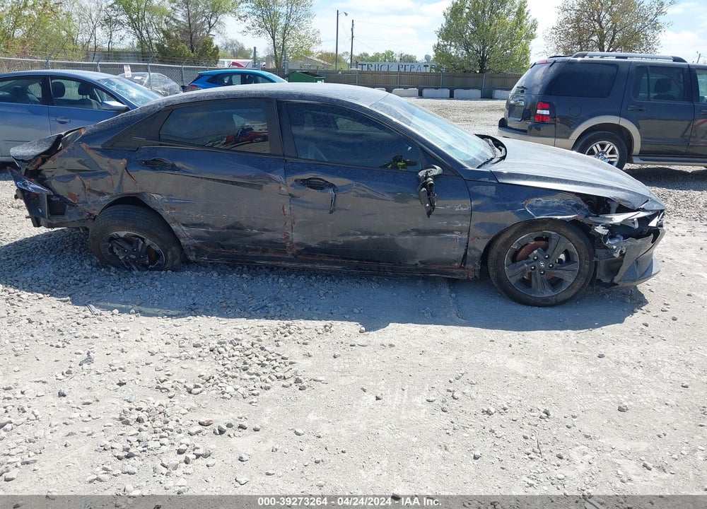 2021 HYUNDAI ELANTRA SEL VIN: 5NPLM4AG9MH000270