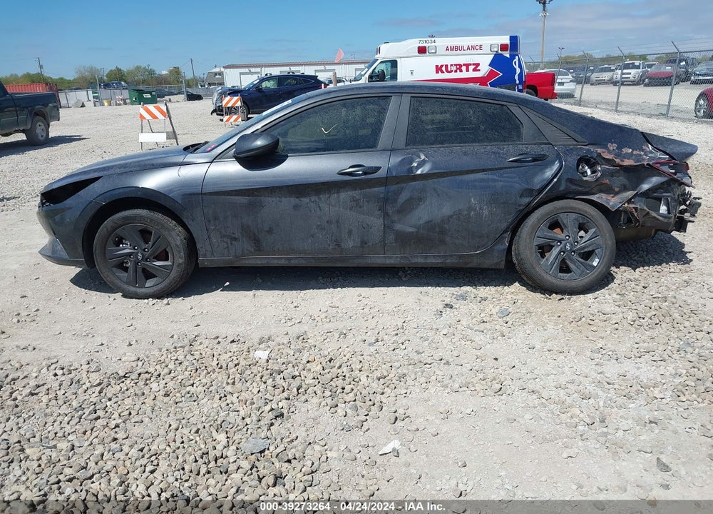 2021 HYUNDAI ELANTRA SEL VIN: 5NPLM4AG9MH000270