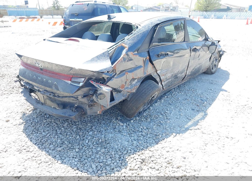 2021 HYUNDAI ELANTRA SEL VIN: 5NPLM4AG9MH000270