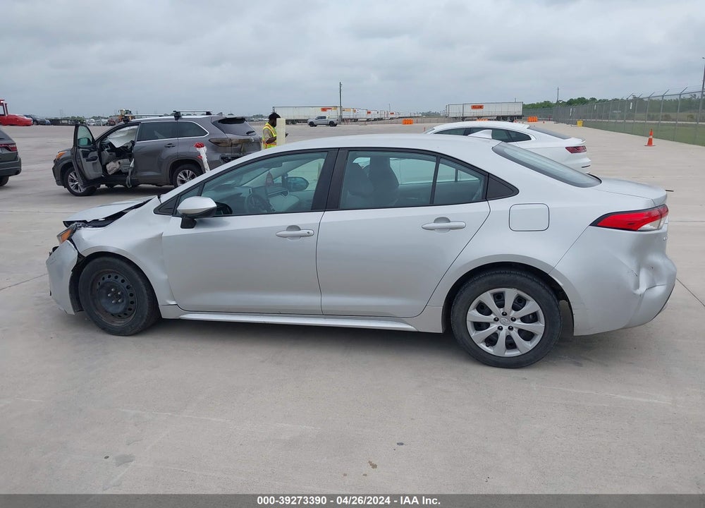 2021 TOYOTA COROLLA LE VIN: 5YFEPMAE7MP182259