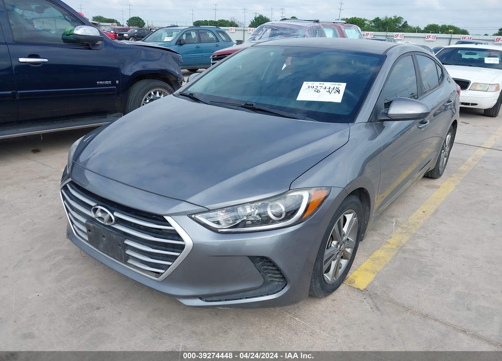 2018 HYUNDAI ELANTRA SEL VIN: 5NPD84LF8JH330281