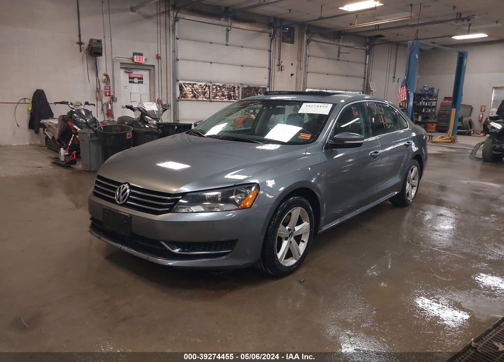 2013 VOLKSWAGEN PASSAT 2.5L SE VIN: 1VWBP7A30DC060402