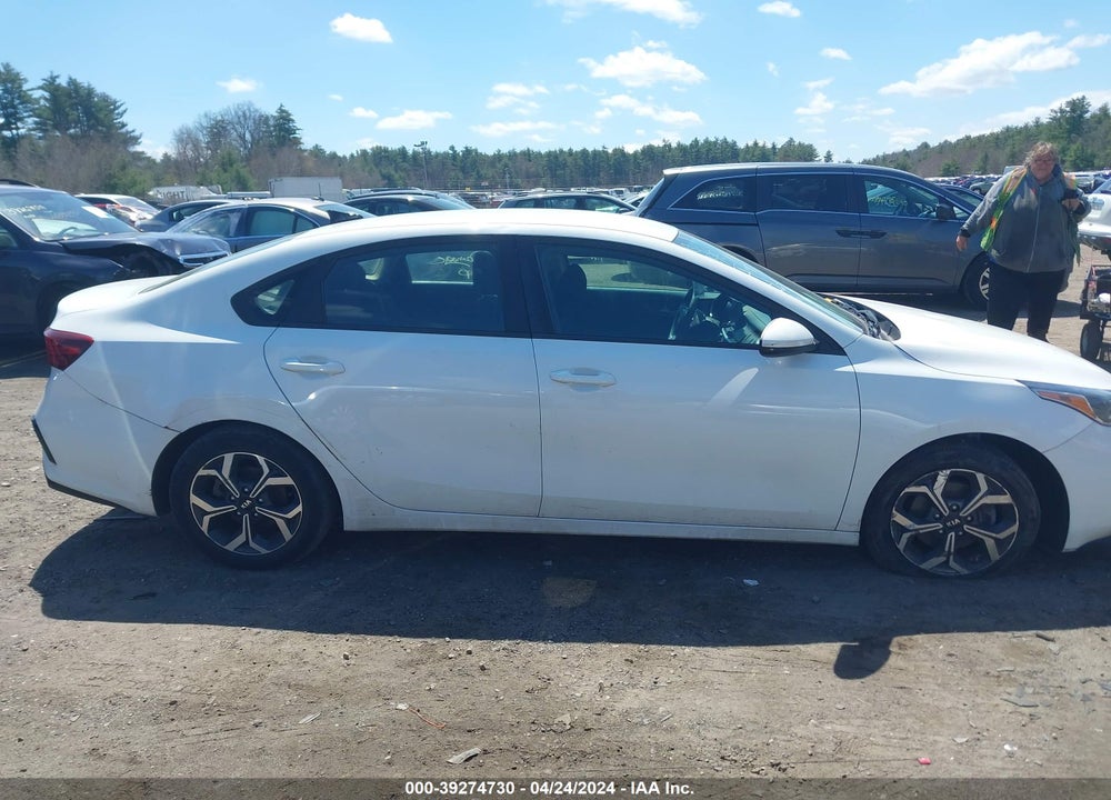 2020 KIA FORTE LXS VIN: 3KPF24AD6LE174020