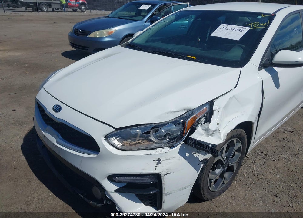 2020 KIA FORTE LXS VIN: 3KPF24AD6LE174020