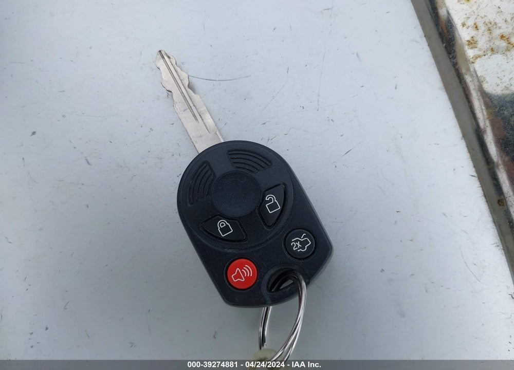 2010 FORD ESCAPE LIMITED VIN: 1FMCU9EG5AKC61766