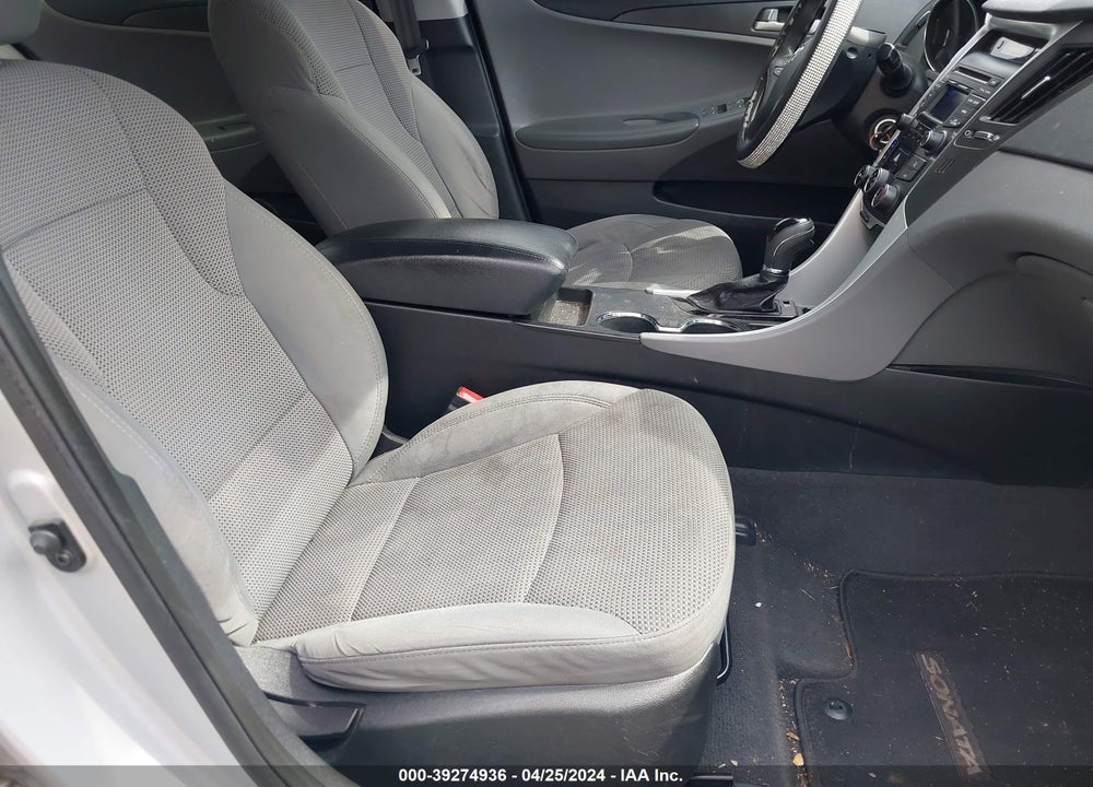 2014 HYUNDAI SONATA GLS VIN: 5NPEB4AC3EH873557
