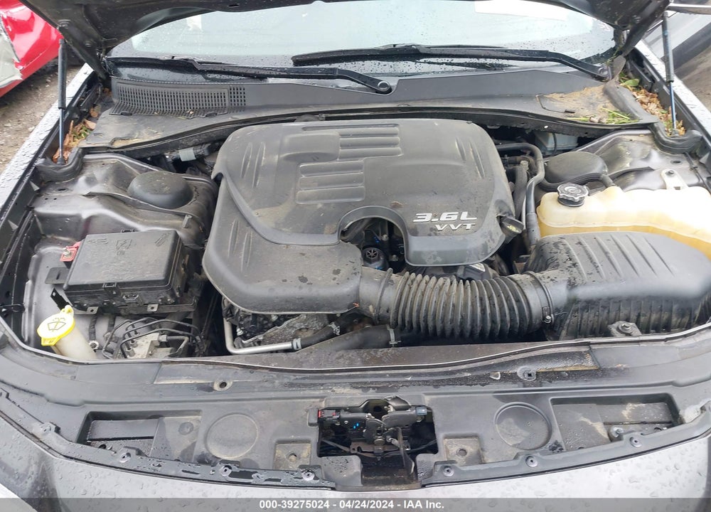 2016 CHRYSLER 300C VIN: 2C3CCAEG1GH287083