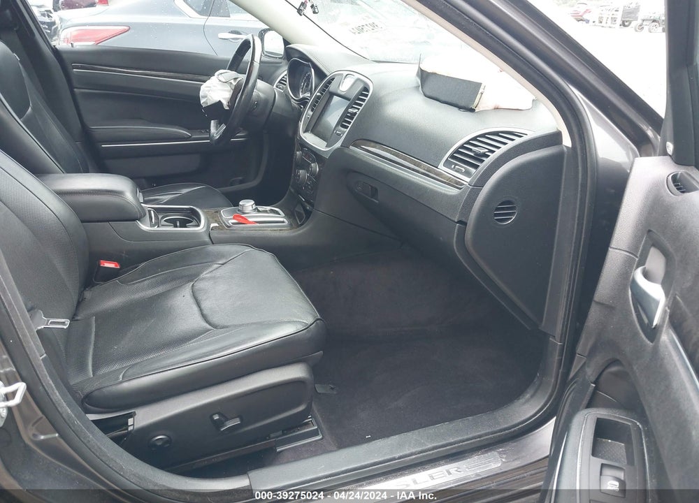 2016 CHRYSLER 300C VIN: 2C3CCAEG1GH287083