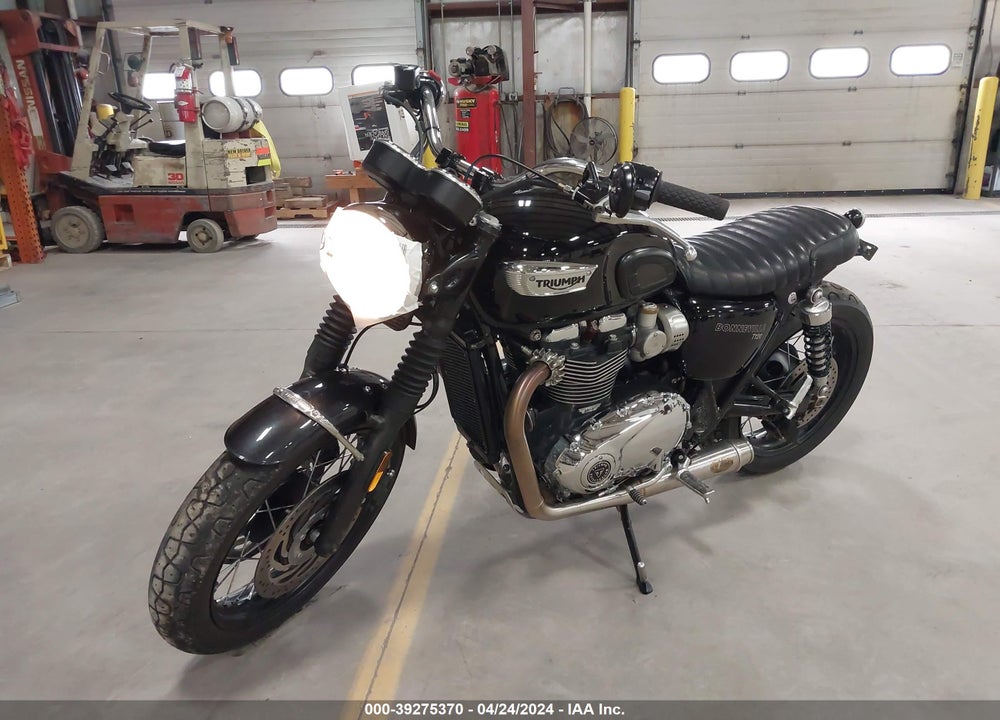 2020 TRIUMPH MOTORCYCLE BONNEVILLE T120/BLACK/BUD EKINS VIN: SMTD40HL2LT972353