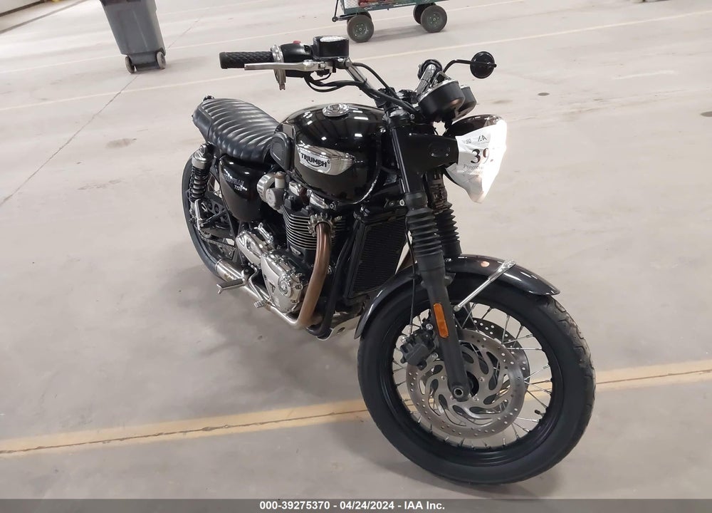 2020 TRIUMPH MOTORCYCLE BONNEVILLE T120/BLACK/BUD EKINS VIN: SMTD40HL2LT972353
