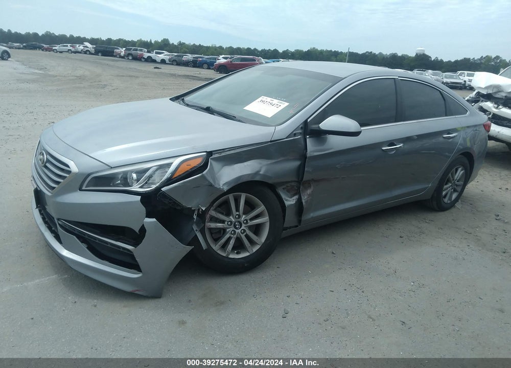 2015 HYUNDAI SONATA SE VIN: 5NPE24AFXFH024540