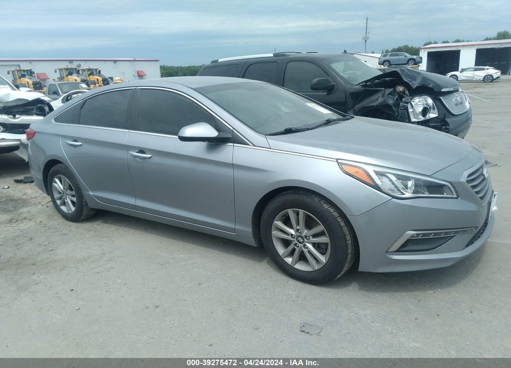 2015 HYUNDAI SONATA SE VIN: 5NPE24AFXFH024540