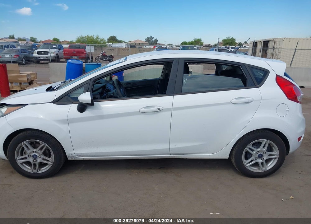 2018 FORD FIESTA SE VIN: 3FADP4EJ3JM127464