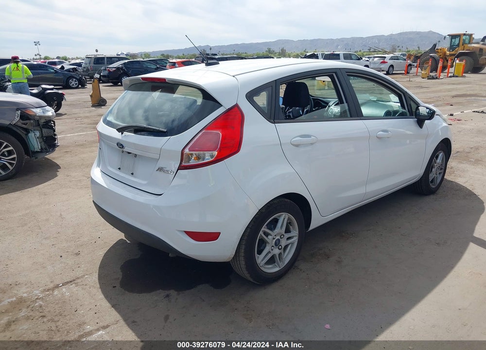 2018 FORD FIESTA SE VIN: 3FADP4EJ3JM127464