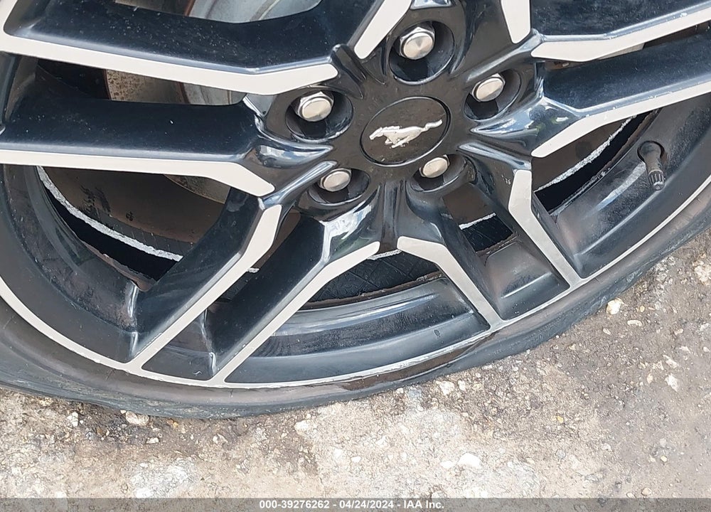 2018 FORD MUSTANG ECOBOOST PREMIUM VIN: 1FATP8UH0J5110001
