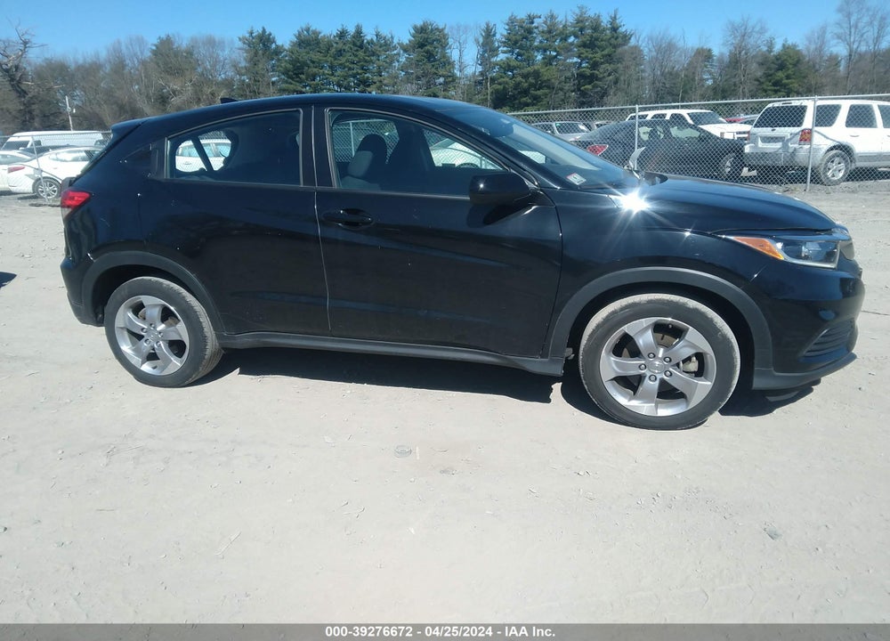 2021 HONDA HR-V AWD LX VIN: 3CZRU6H31MM723804