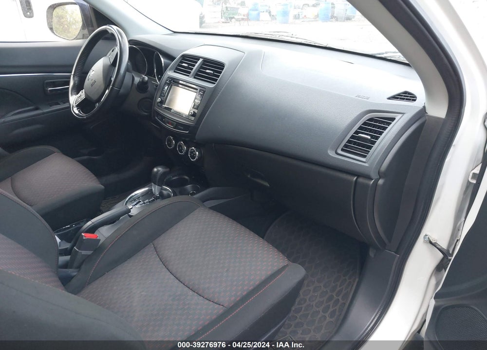 2016 MITSUBISHI OUTLANDER SPORT 2.4 SE VIN: JA4AP3AW2GZ055330