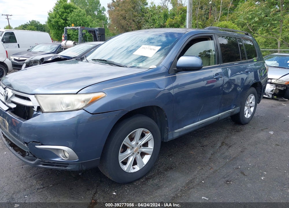 2011 TOYOTA HIGHLANDER BASE V6 VIN: 5TDBK3EH6BS088605