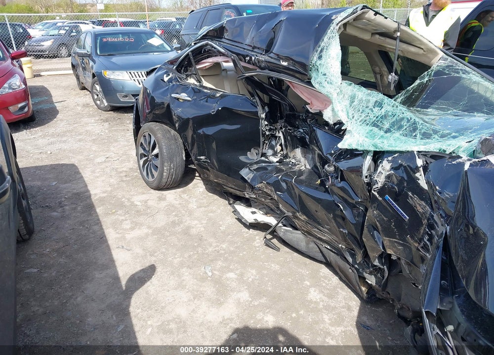 2017 HONDA ACCORD HYBRID VIN: JHMCR6F32HC005054