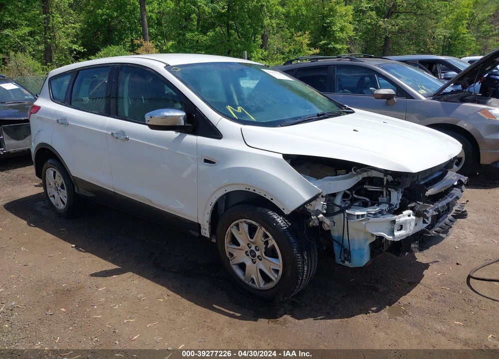 2013 FORD ESCAPE S VIN: 1FMCU0F75DUC31962