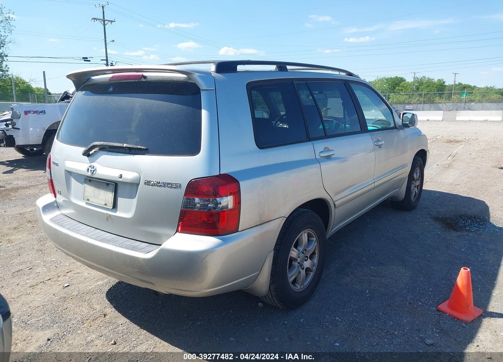 2005 TOYOTA HIGHLANDER V6 VIN: JTEDP21A150065555