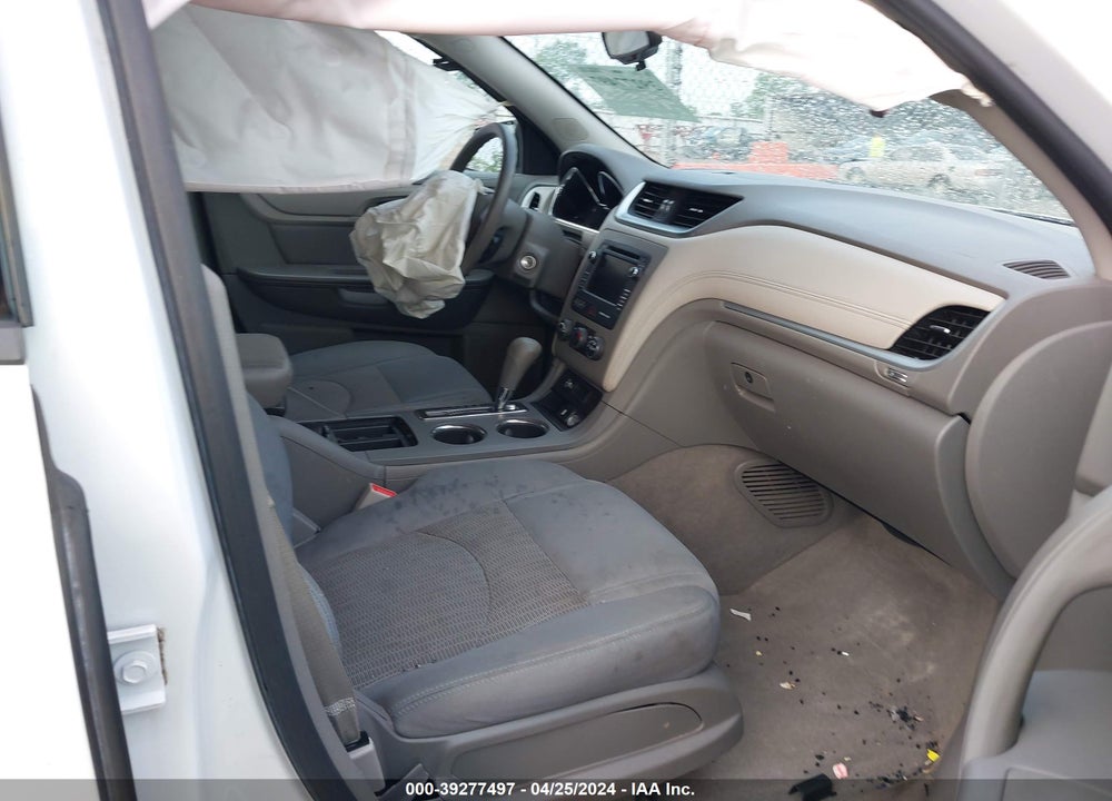 2017 CHEVROLET TRAVERSE VIN: 1GNKRFED0HJ261297