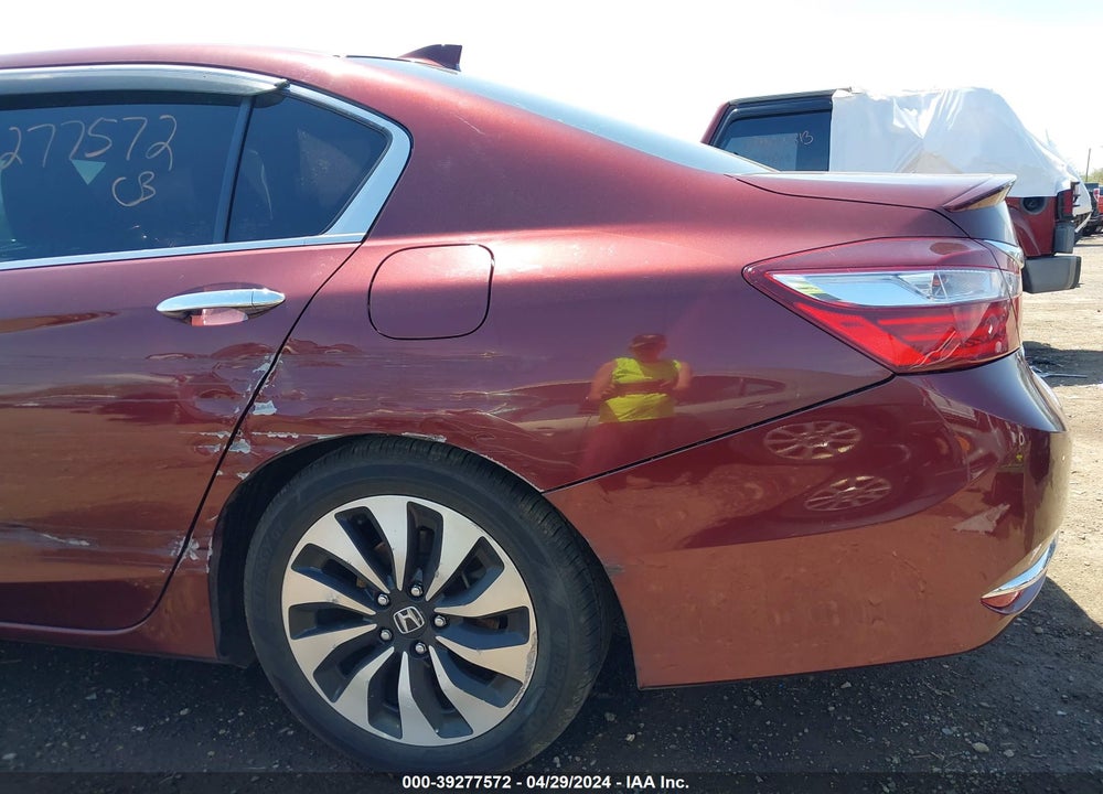 2017 HONDA ACCORD HYBRID EX-L VIN: JHMCR6F5XHC013808