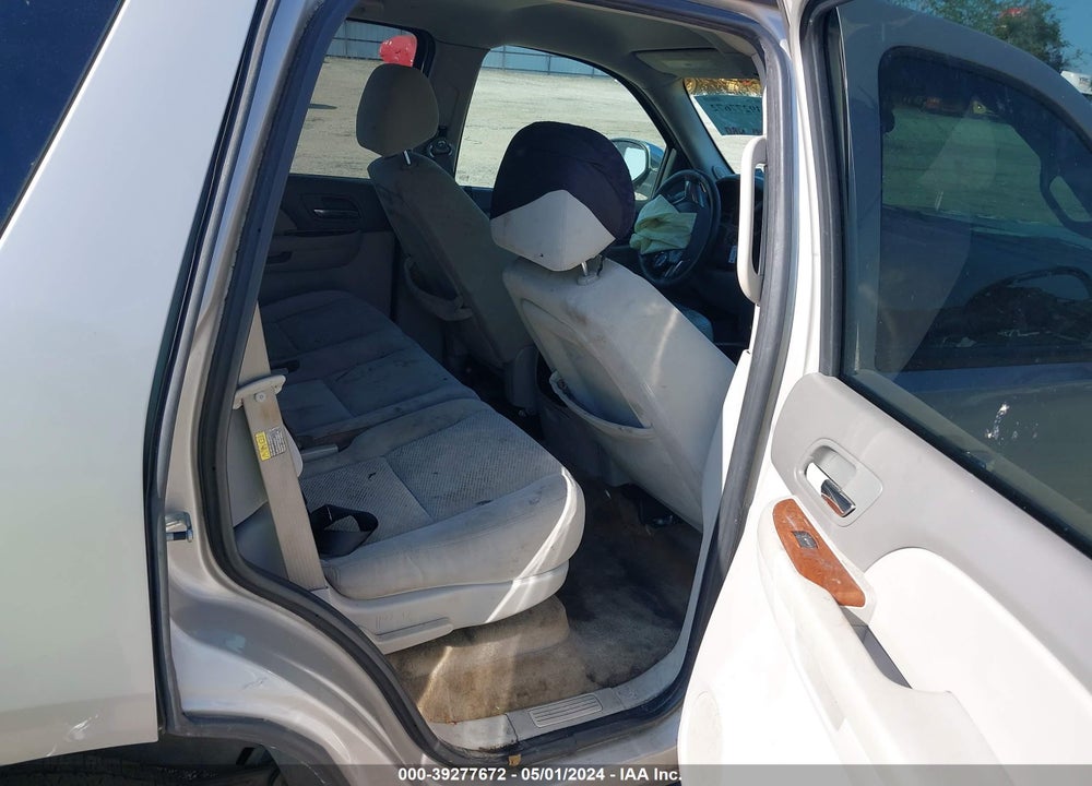 2007 GMC YUKON SLE VIN: 1GKFC13J97R124094