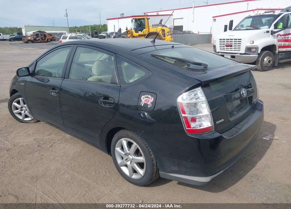 2008 TOYOTA PRIUS TOURING VIN: JTDKB20U283358941