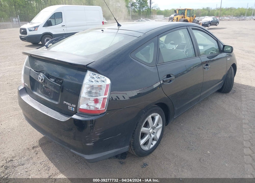 2008 TOYOTA PRIUS TOURING VIN: JTDKB20U283358941