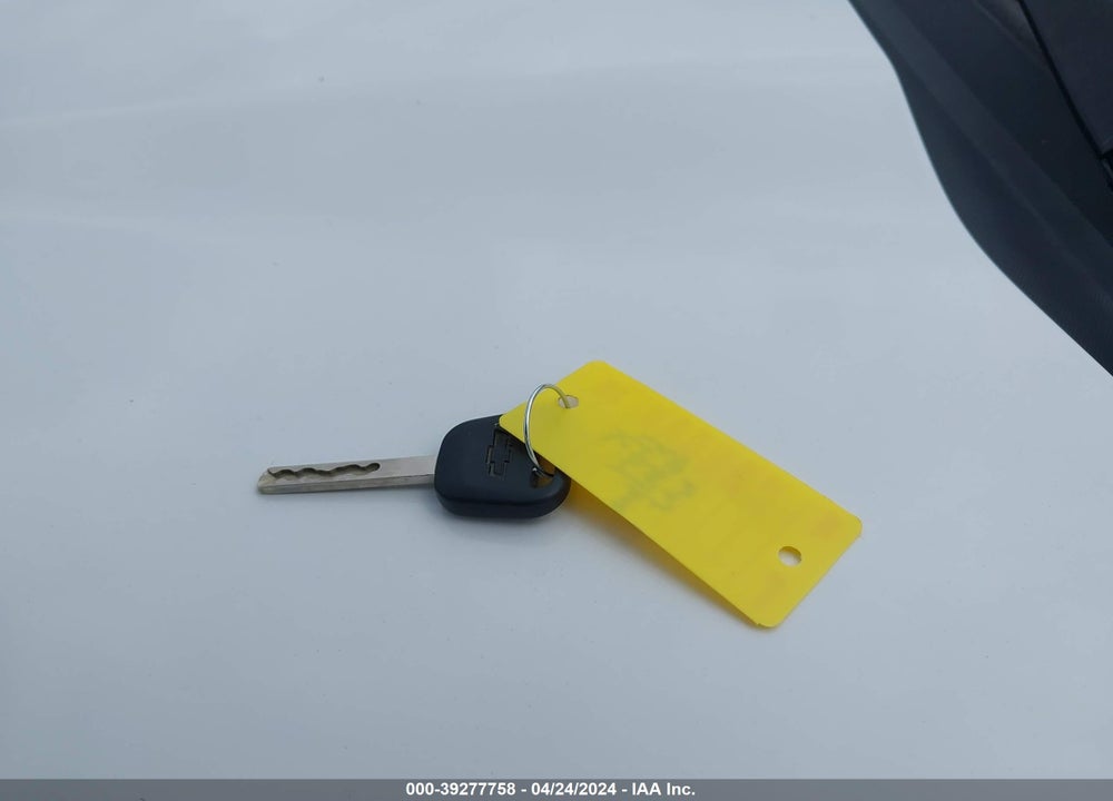 2015 CHEVROLET SUBURBAN 1500 LT VIN: 1GNSCJKC9FR190938