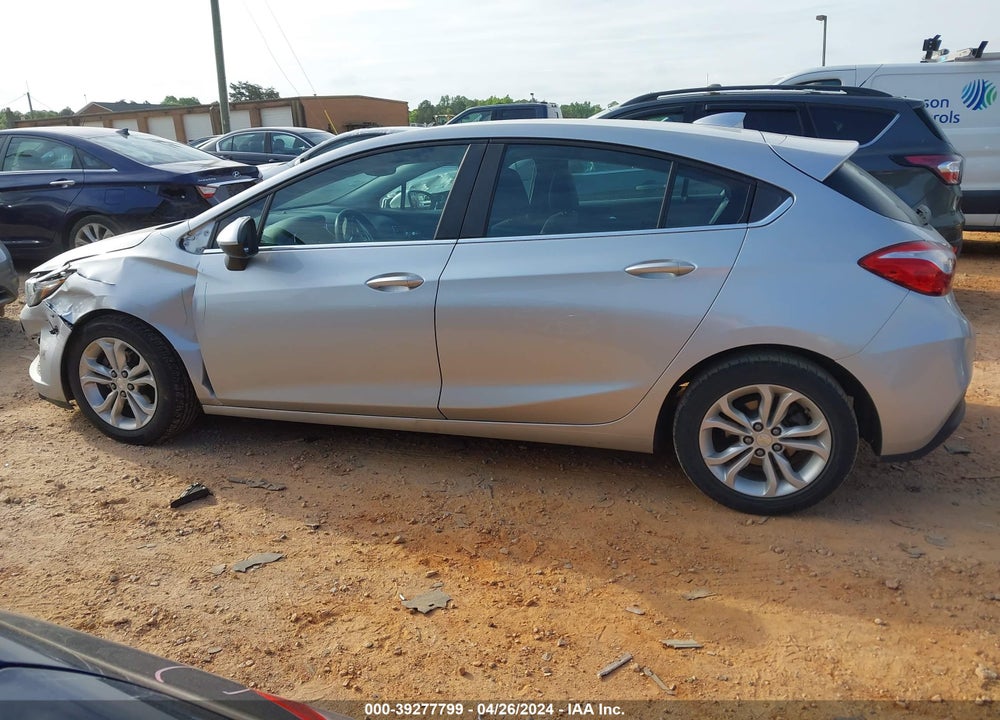 2019 CHEVROLET CRUZE LT VIN: 3G1BE6SM8KS523283
