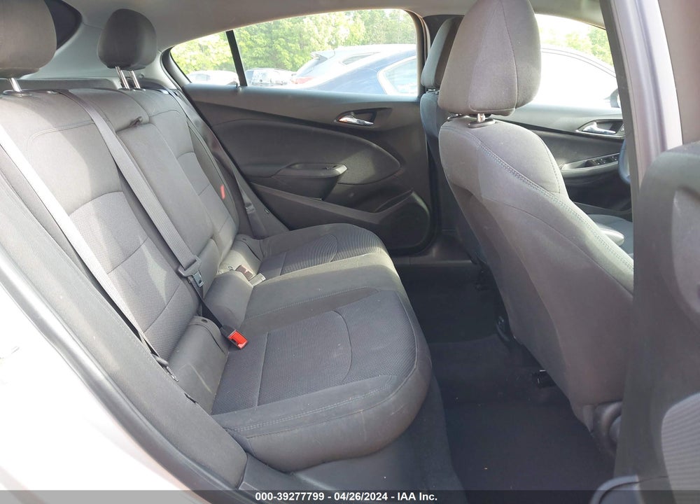 2019 CHEVROLET CRUZE LT VIN: 3G1BE6SM8KS523283